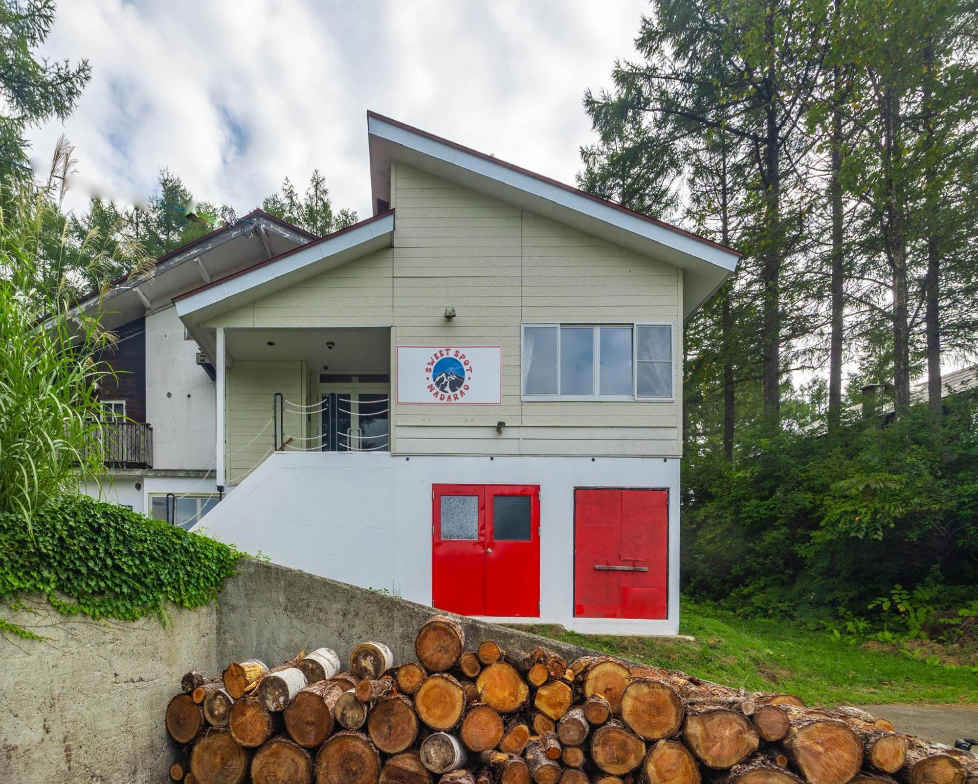 Bed and Breakfast Sweet Spot Madarao Iiyama Exterior foto